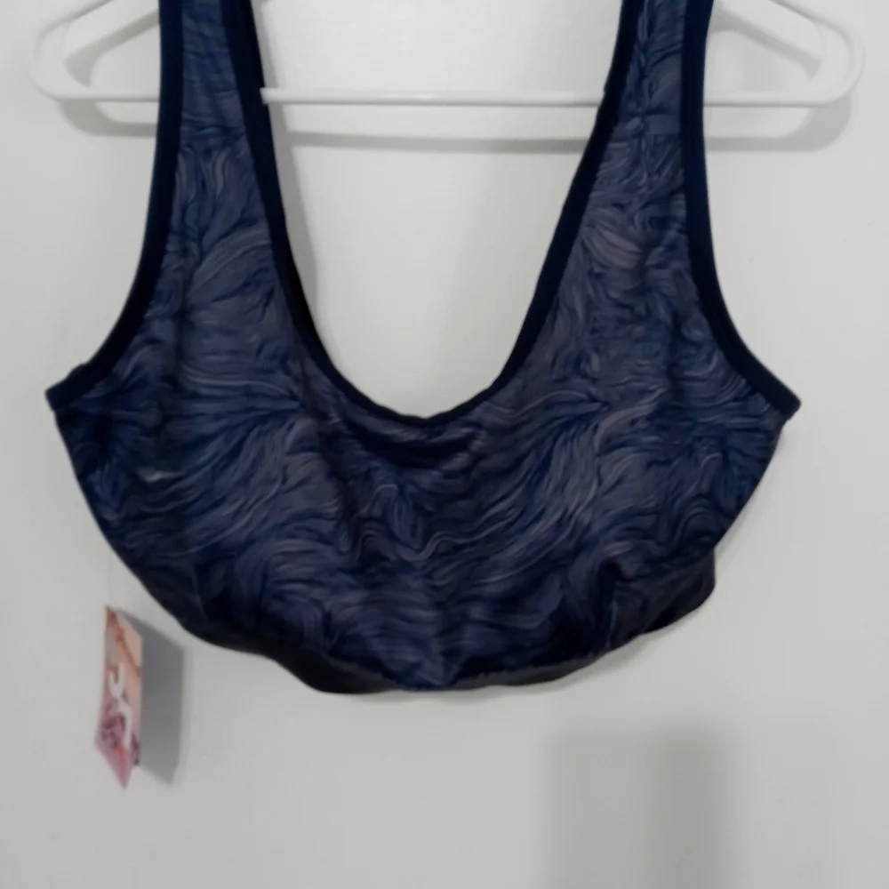 Joy lab Athletic Sports Bra. Wave Pattern. Removable Pads